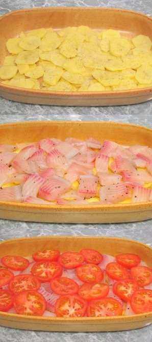 процесс приготовления рыбы с картофелем в духовке