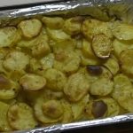 фото запеченной картошки с луком в духовке